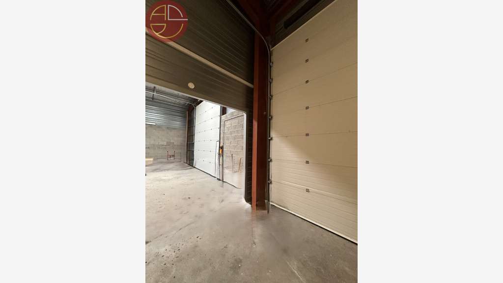 A louer entrepôt 450m² à Tournefeuille