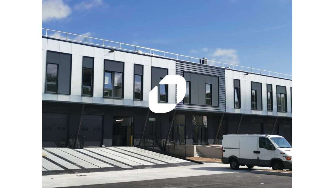 A louer Local d'activité 2747m² Trappes