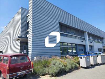 Location Locaux d'activités - Entrepôts à Trappes