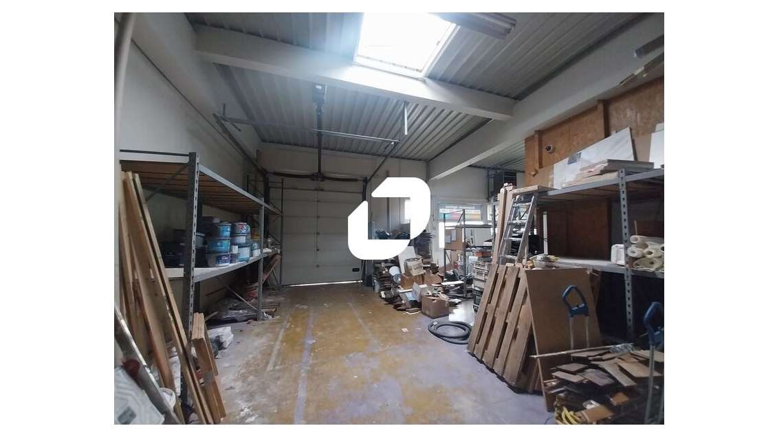 A louer Local d'activité 220m² Trappes