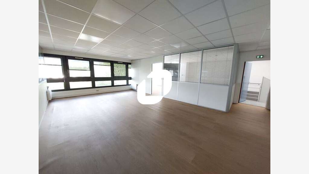 A louer Local d'activité 527m² Trappes