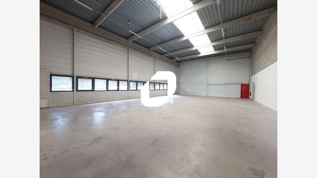A louer Local d'activité 527m² Trappes