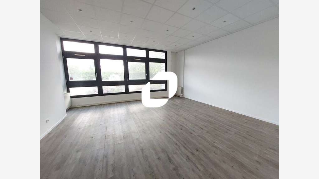 A louer Local d'activité 527m² Trappes