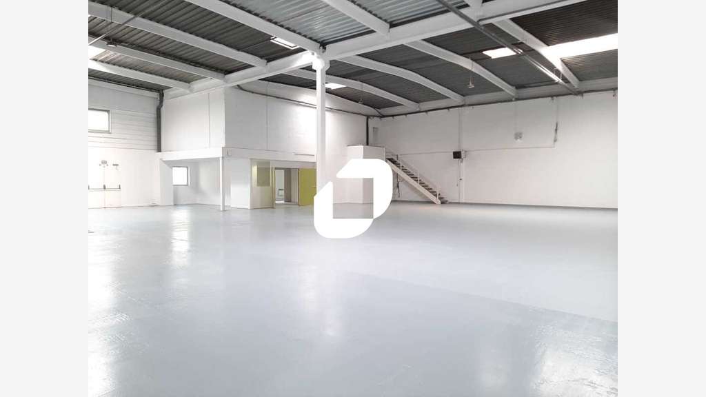 A louer Local d'activité 752m² Trappes