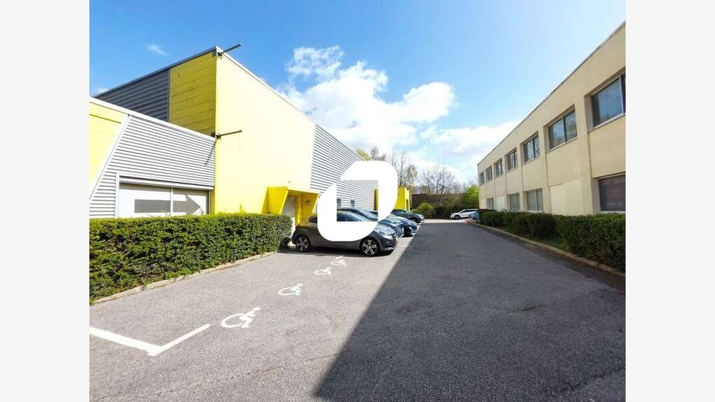 A louer Local d'activité 1450m² Trappes