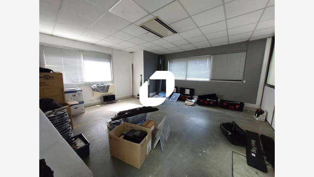 A louer Local d'activité 1450m² Trappes