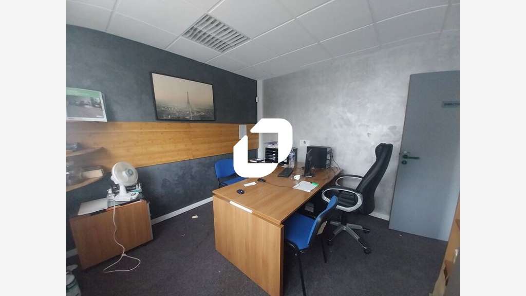 A louer Local d'activité 220m² Trappes
