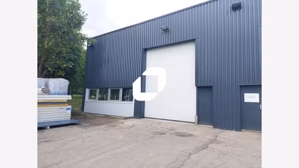 A louer Local d'activité 752m² Trappes