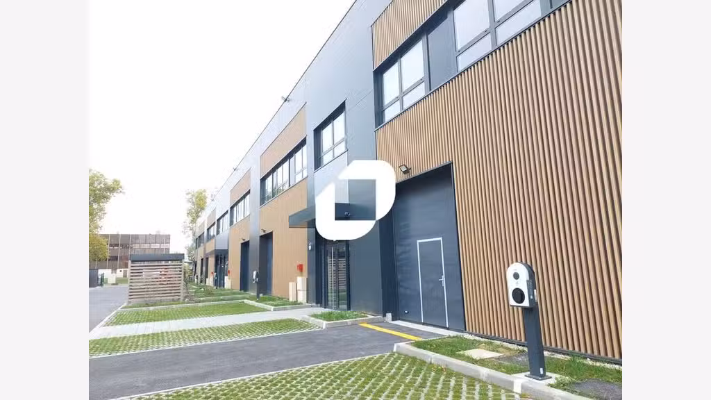A louer Local d'activité 2220m² Trappes