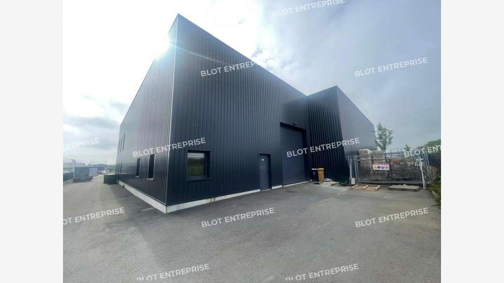 A louer bâtiment d'activités 135m² à Trégueux 