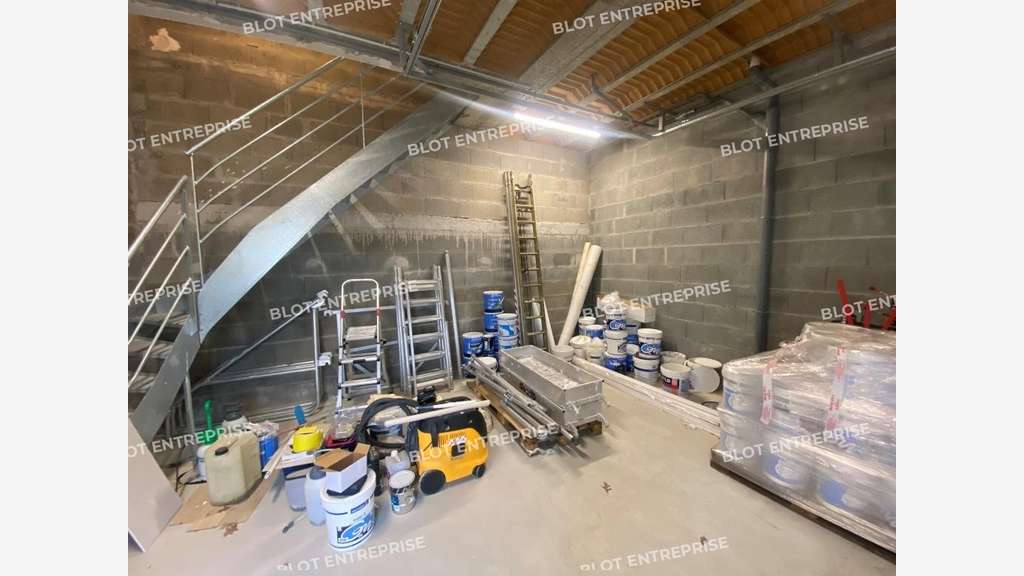 A louer local d'activités neuf 53m² à Treillières