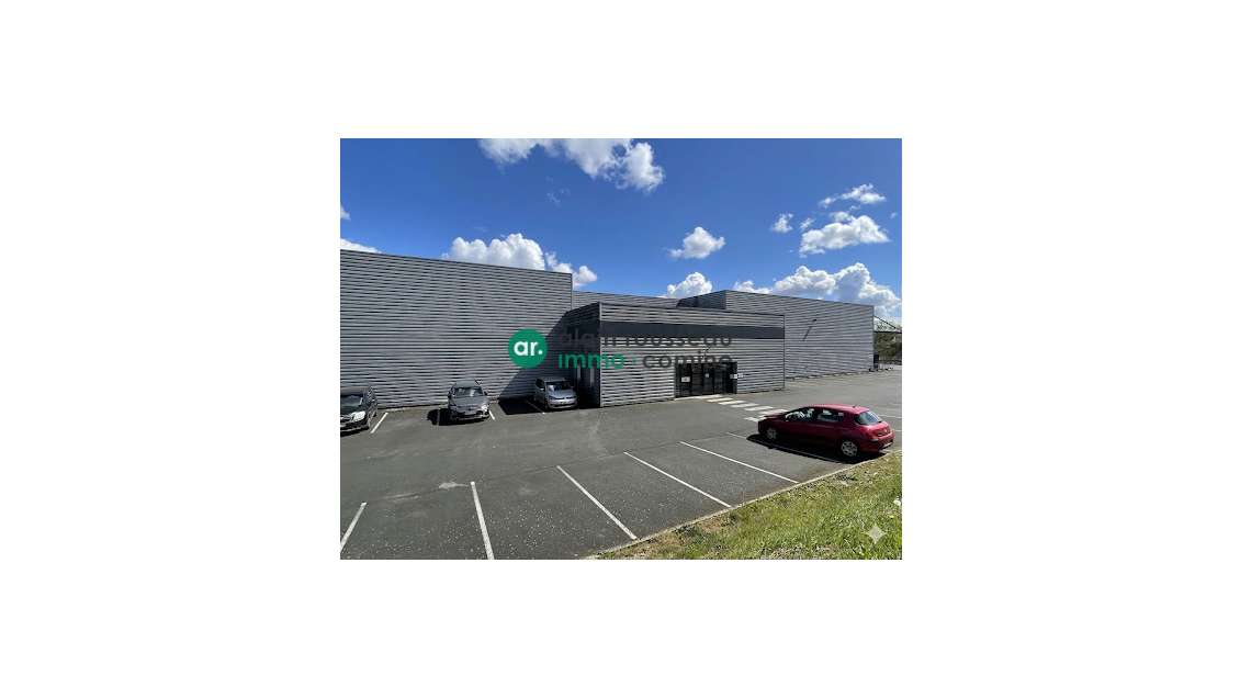 A LOUER - ENTREPOT INDUSTRIEL/LOGISTIQUE 2421m² -
