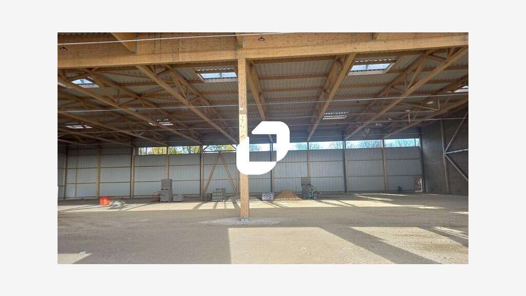 A louer Local d'activité 5761m² Tremblay en france