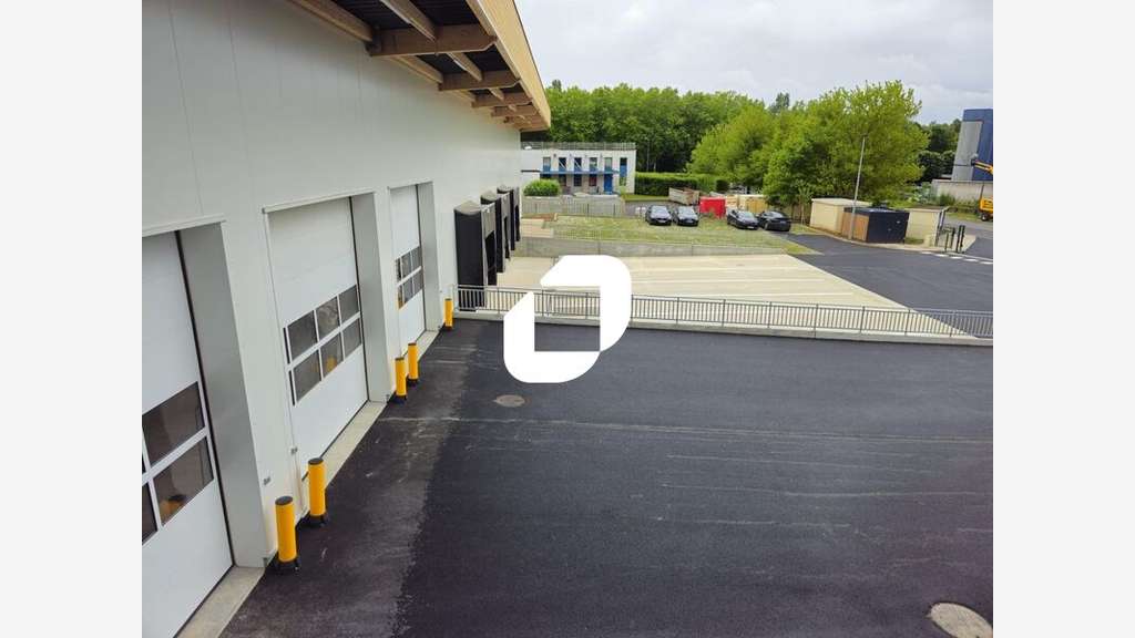 A louer Local d'activité 2482m² Tremblay en france