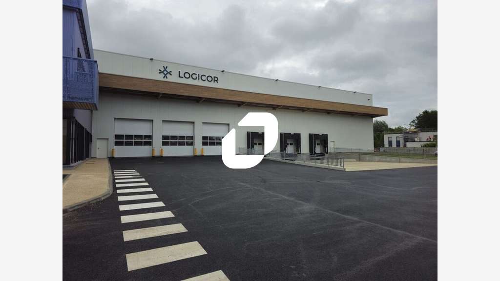 A louer Local d'activité 2482m² Tremblay en france