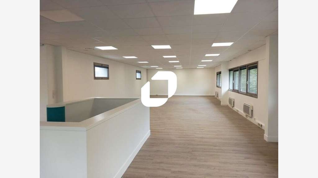 A louer Local d'activité 458m² Tremblay en france