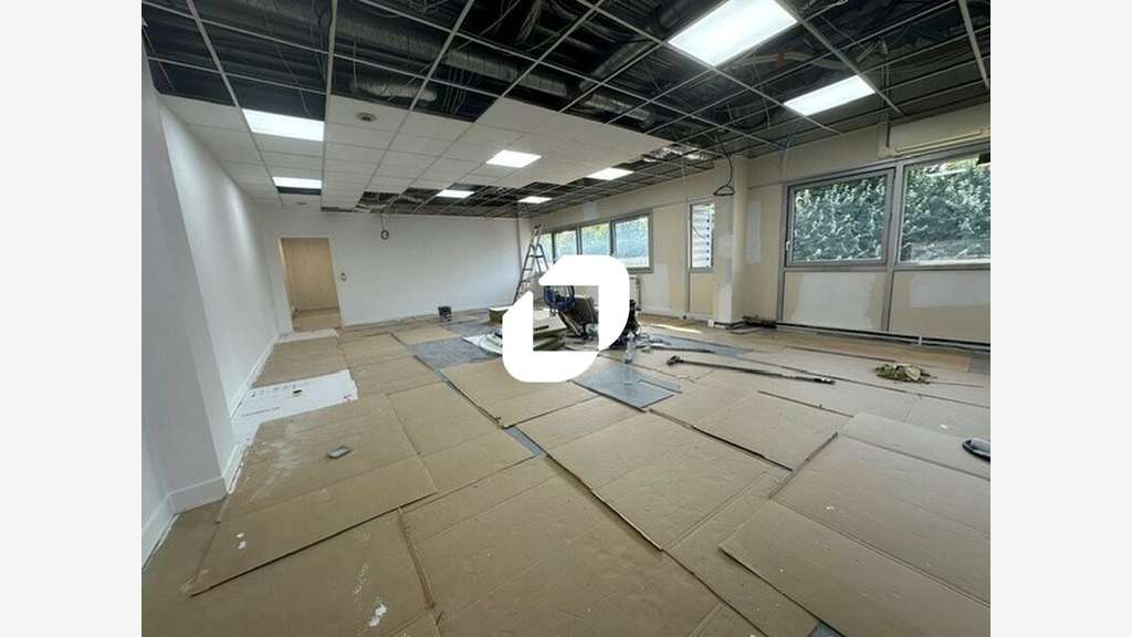A louer Local d'activité 481m² Tremblay en france