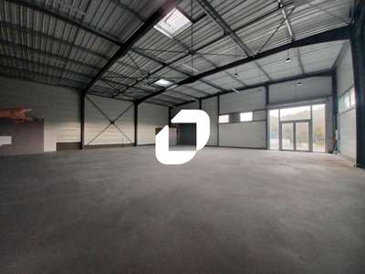 Location Locaux d'activités - Entrepôts à Tresses