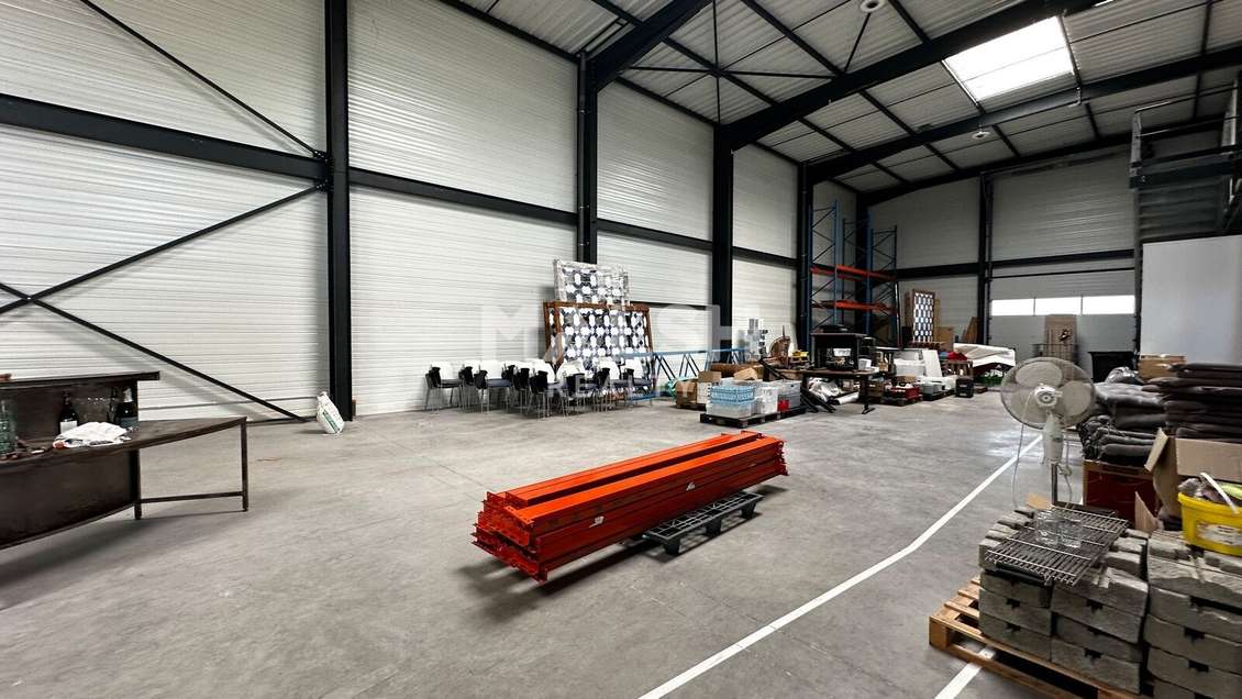 Locaux d'activités neufs à louer 714m² à Trévoux