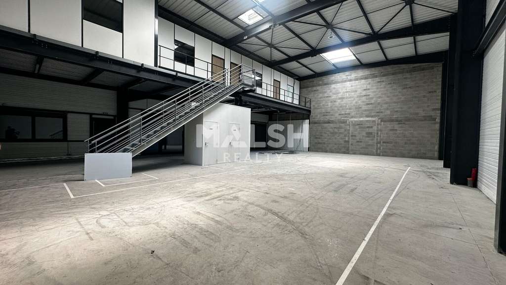 Locaux d'activités neufs à louer 714m² à Trévoux