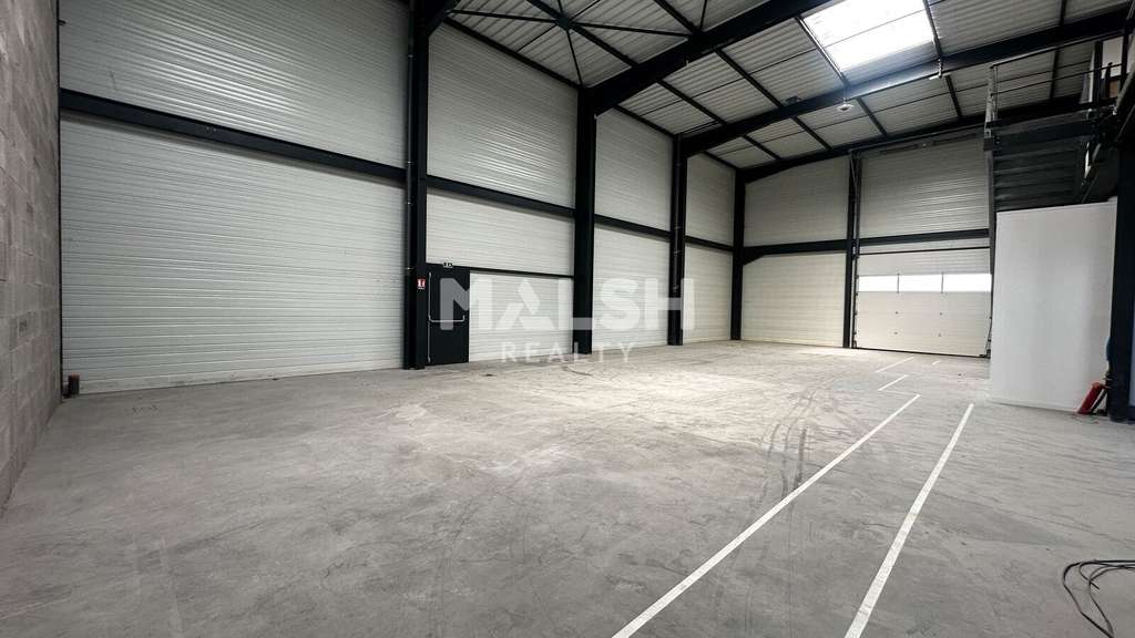 Locaux d'activités neufs à louer 714m² à Trévoux