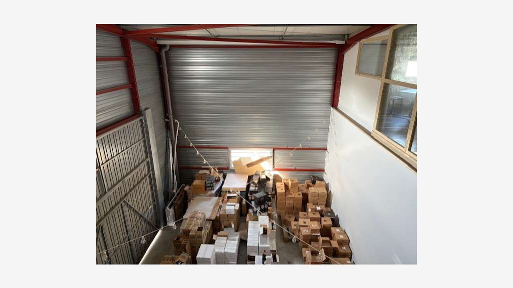 A louer local d'activité 350m² rare sur Urrugne