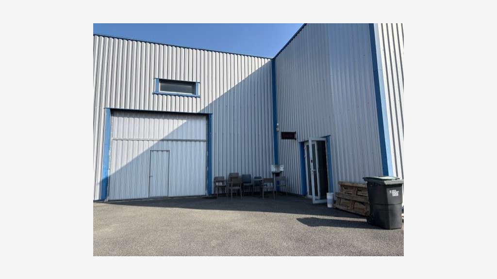 A louer local d'activité 350m² rare sur Urrugne