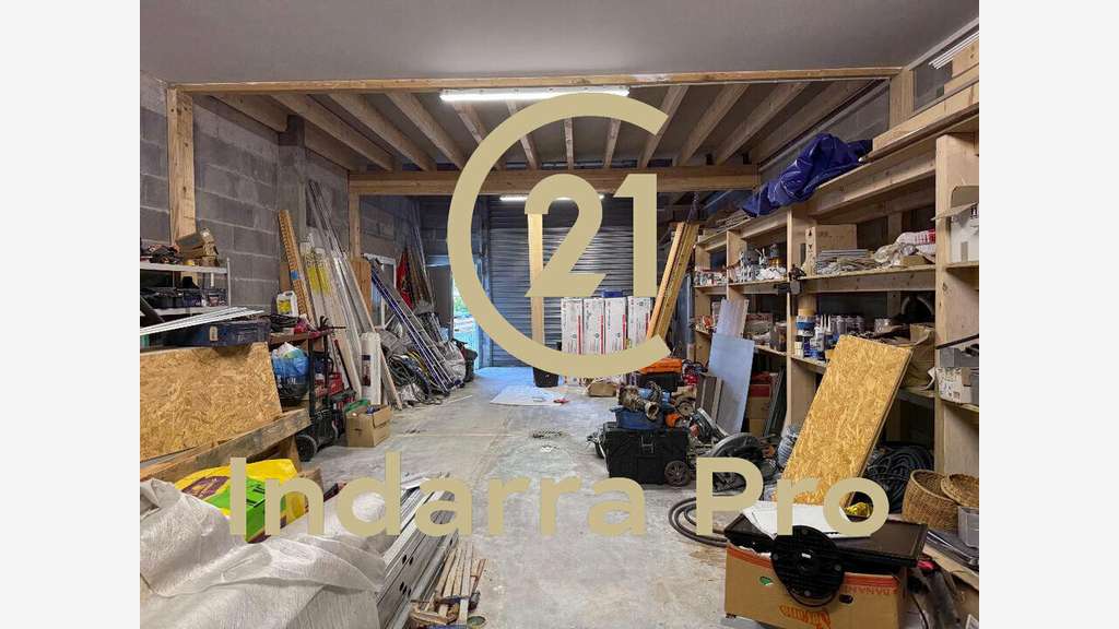 A louer dépôt 167m² à Ustaritz Arrauntz