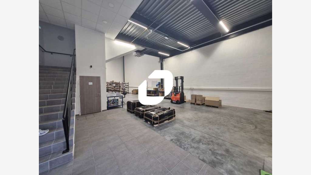 A louer Local d'activité 282m² Vaires sur marne