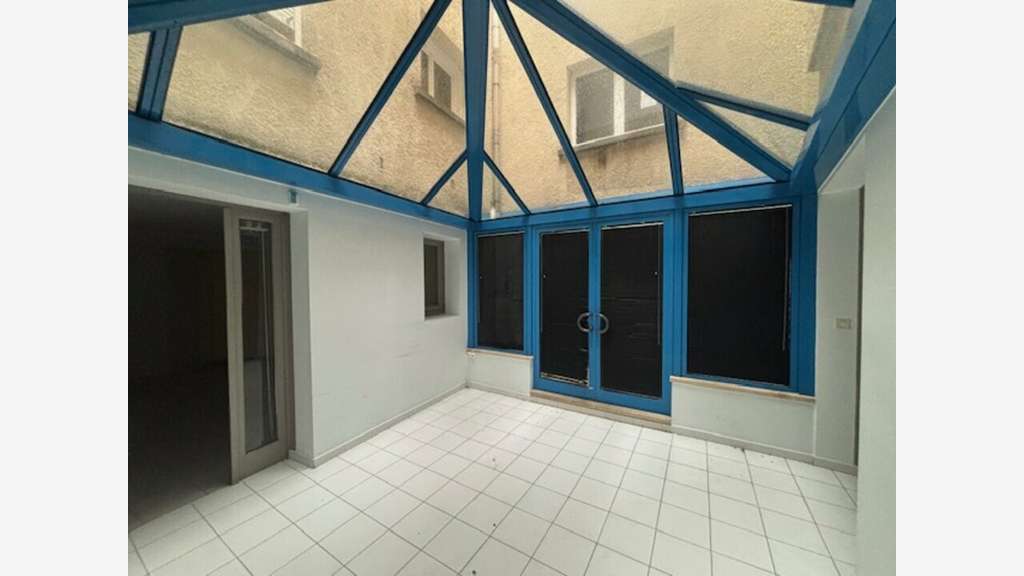 Local prof. 103m² à louer à Vaison-la-Romaine