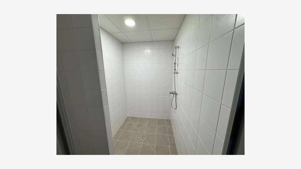 A louer entrepôt neuf 262m² Sophia Antipolis