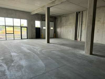 Local d'activité 257m² à louer à Valence Sud