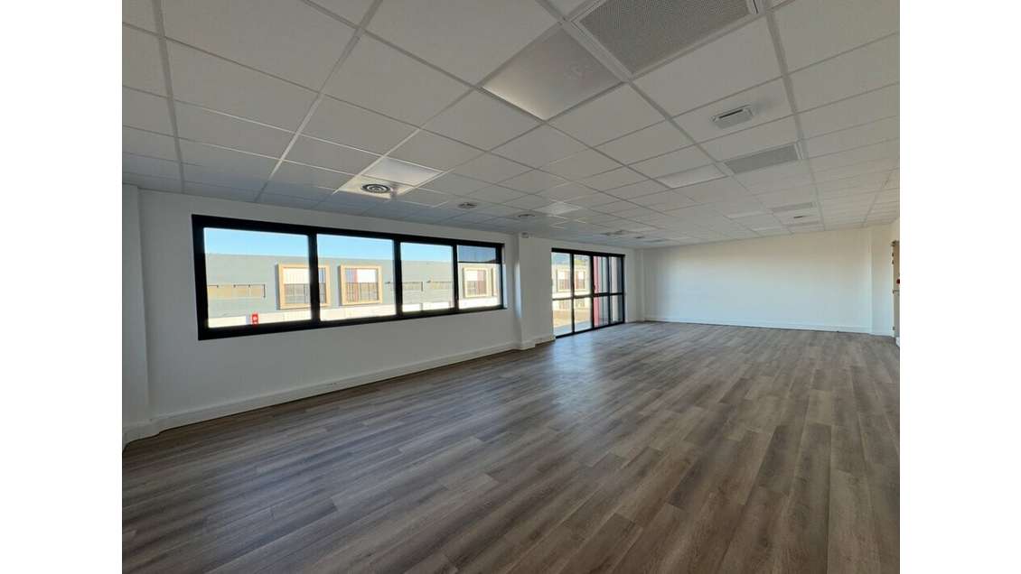 Local d'activité à louer zone Est de Valence