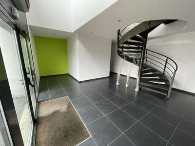 Location Locaux d'activités - Entrepôts à Valence