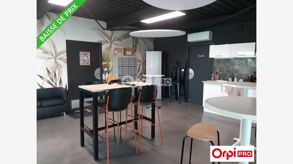Local d'activité 640m² à louer à Valence