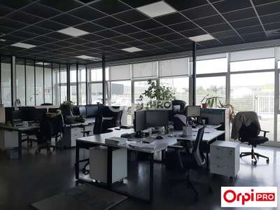 Location Locaux d'activités - Entrepôts à Valence