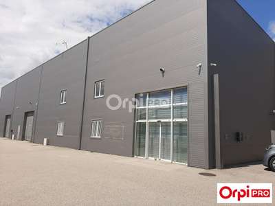 Local d'activité 1224m² à louer à Valence