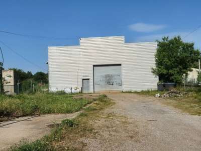 Location Locaux d'activités - Entrepôts à Valergues