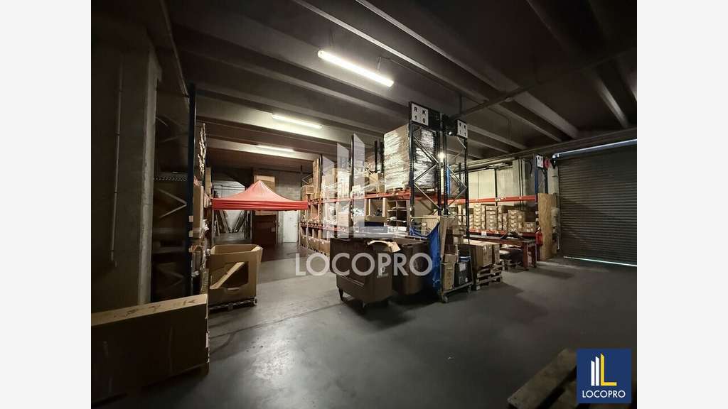 A louer local d'activité de 3087m² à Vallauris