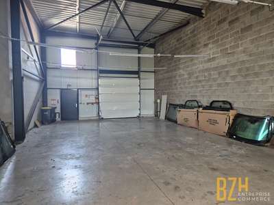 A louer local d'activité 200m² Vannes Ouest