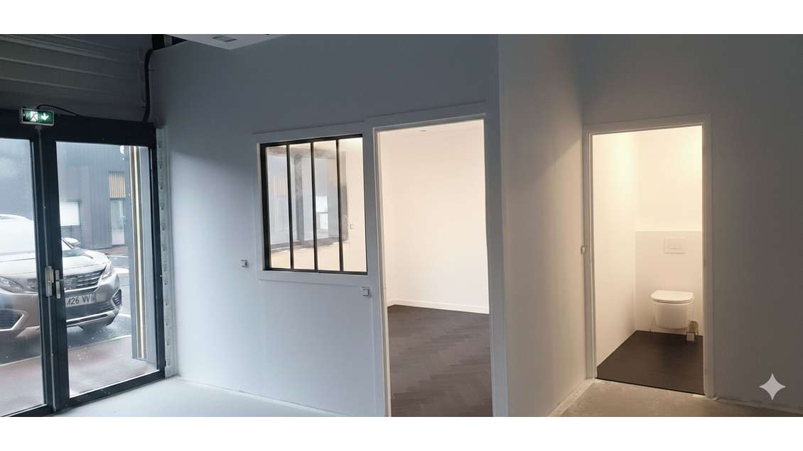 A louer local d'activité neuf 124m² à Vannes