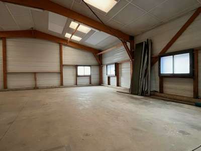 Location Locaux d'activités - Entrepôts à Vannes