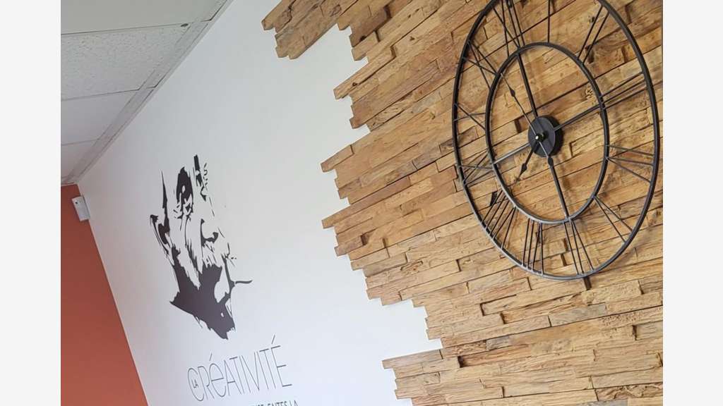 A louer bureaux + local d'activité 390m² zc Vannes