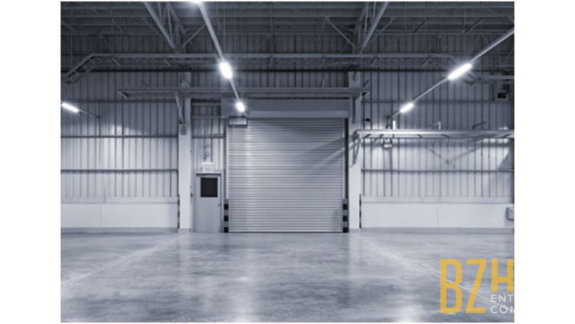 Loue local d'activité 358m² zone activité Vannes