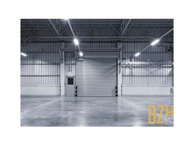 Location Locaux d'activités - Entrepôts à Vannes