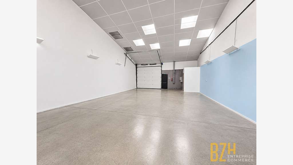 A louer local d'activité de 180m² à Vannes Nord