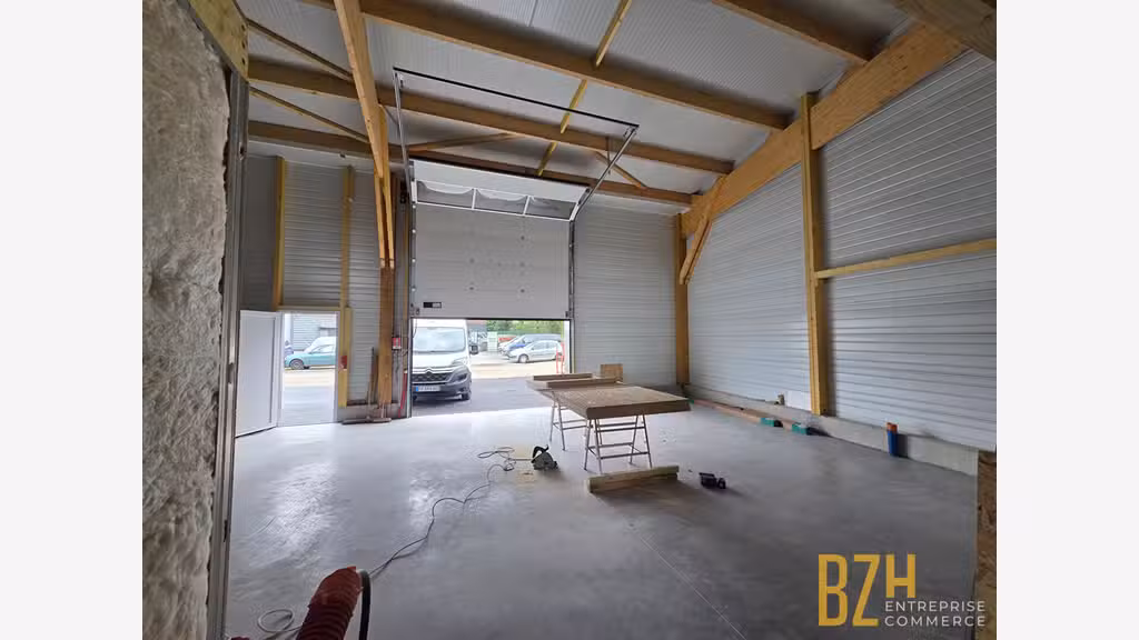 A louer local d'activité neuf de 180m² à Vannes
