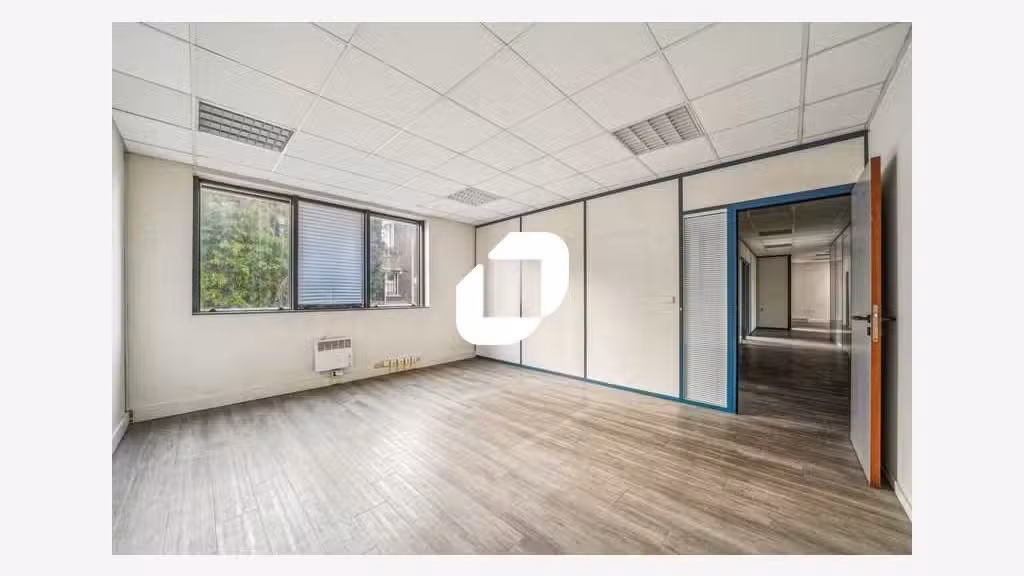 A louer Local d'activité 396m² Vanves