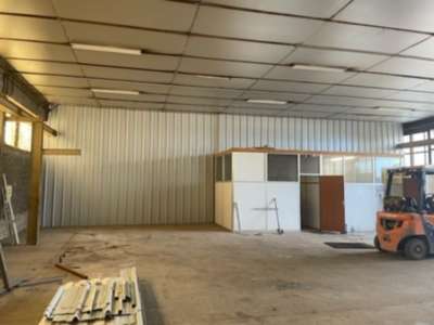 Location Locaux d'activités - Entrepôts à Brive-la-Gaillarde