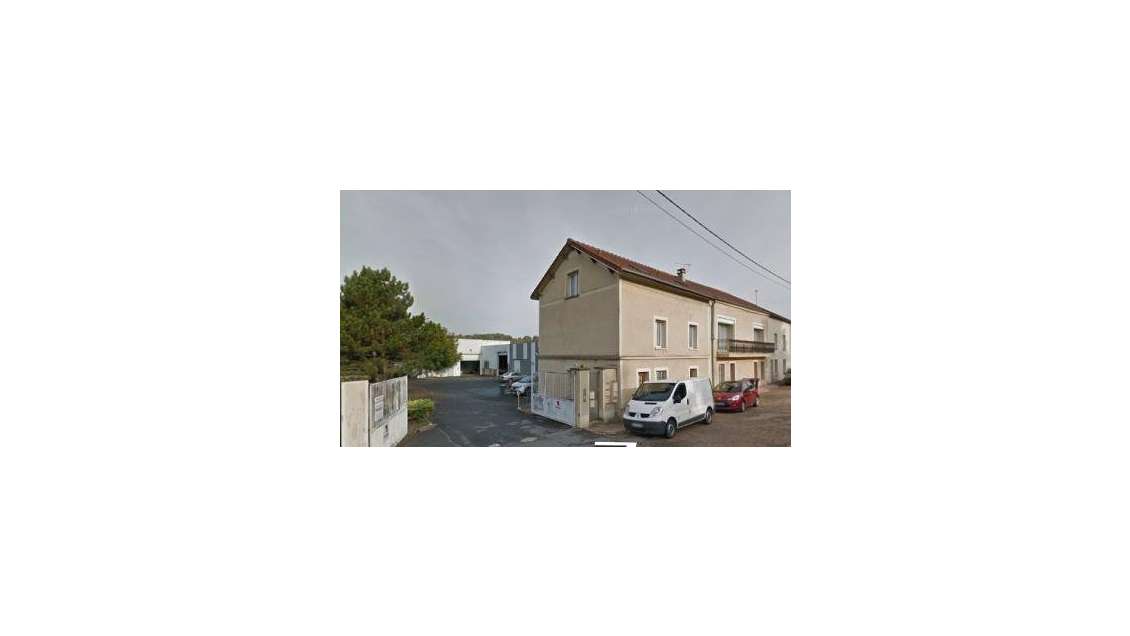 Location local commercial 535m² ZA de Varreddes
